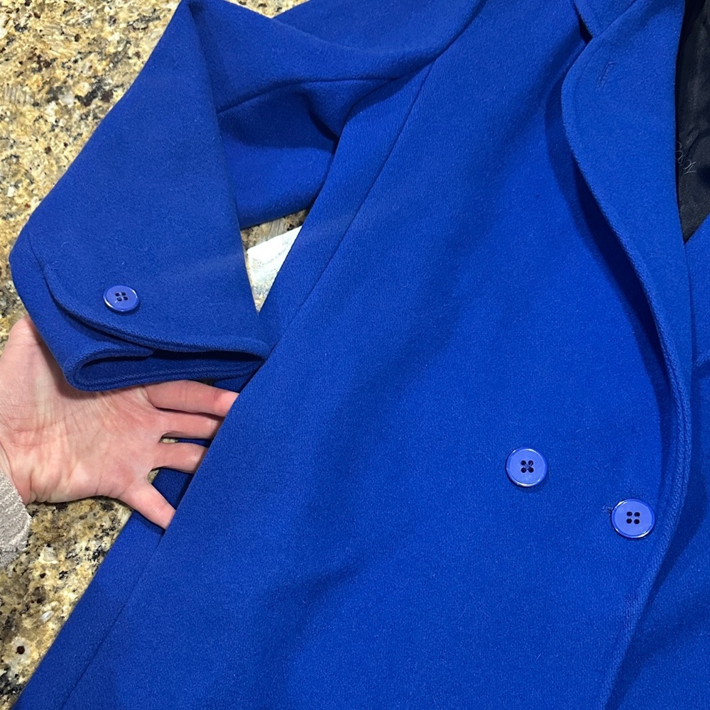 Elegant Vintage Blue Double-Breasted Wool Pea Coat - Picture 8 of 13